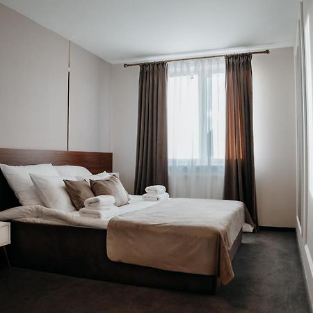 Hotel Resident Nowa Sarzyna Eksteriør bilde